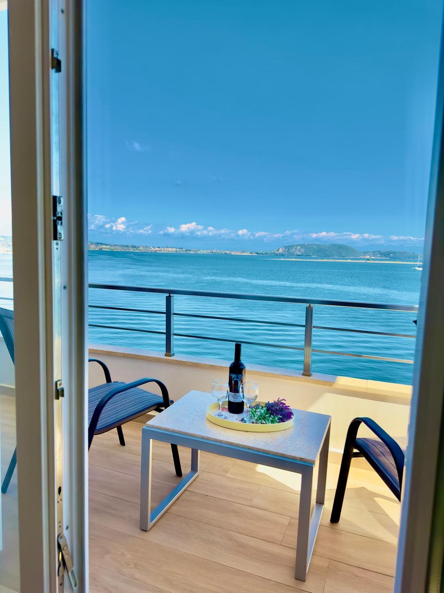 Bluish 3a Preveza